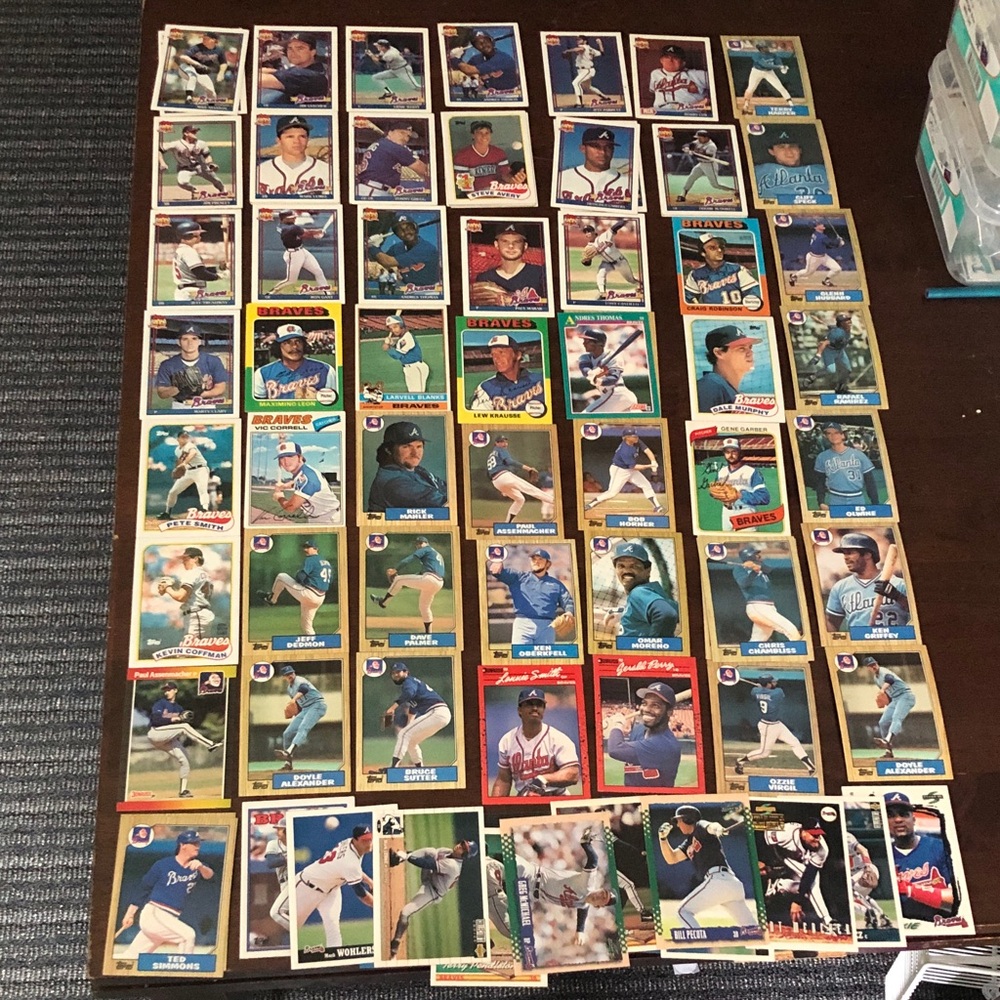 ⛵️ Vintage Atlanta Braves Baseball Trading Card Set